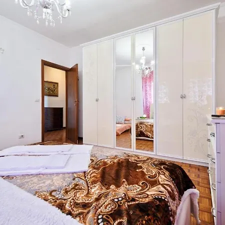 Apt Venice City Маргера