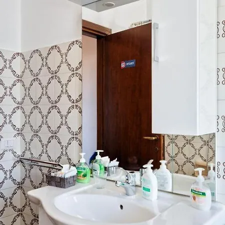 Гостевой дом Apt Venice City Маргера
