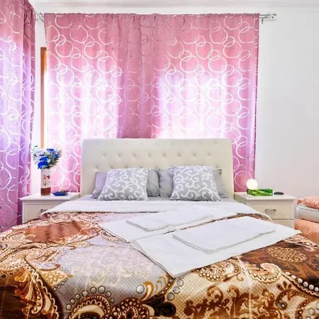 Apt Venice City Гостевой дом *